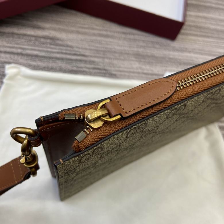 821155 28X22X3.5cm MP 2色 13