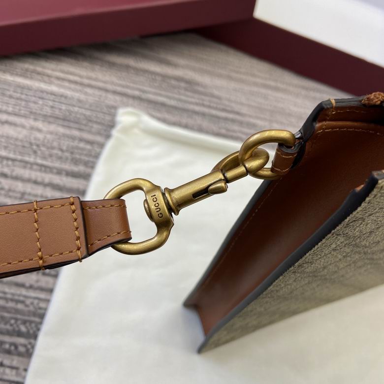 821155 28X22X3.5cm MP 2色 18