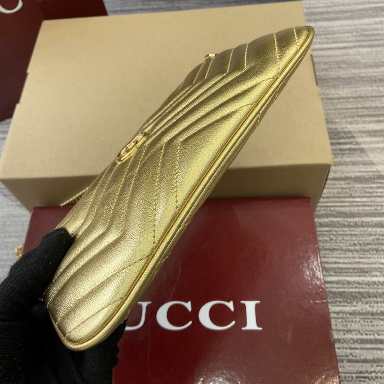 824950 22X12X2cm MP 3