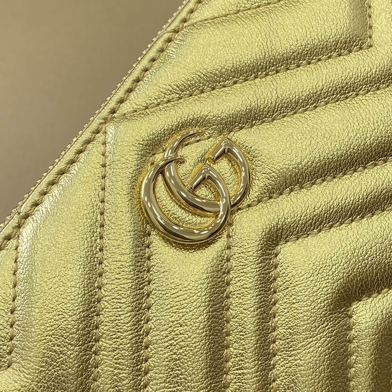 824950 22X12X2cm MP 4