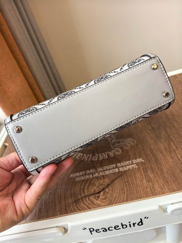 995 13.5X20.5X8cm JY 3