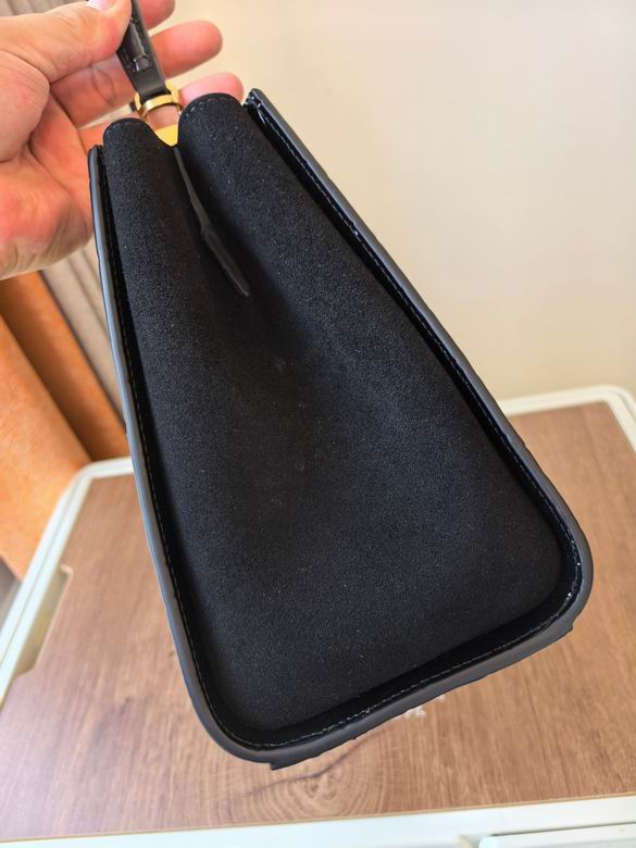 995 32X12X22cm TB 2色 4