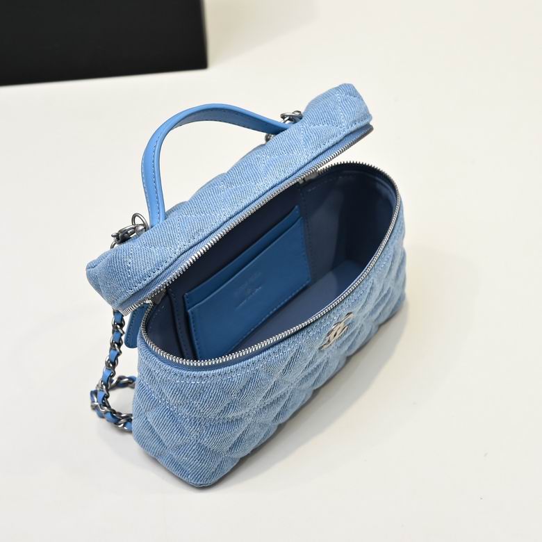 AP4407 17X19.5X5cm BL 15