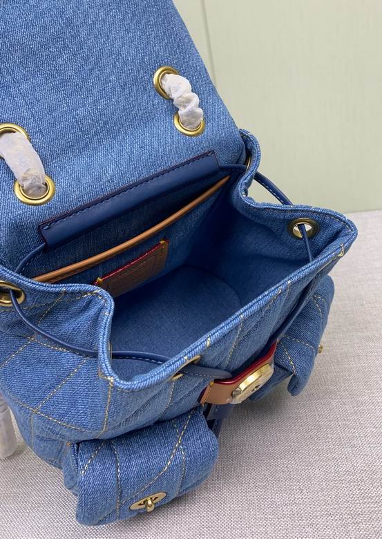 CZ747 21X20X10cm AZ 7