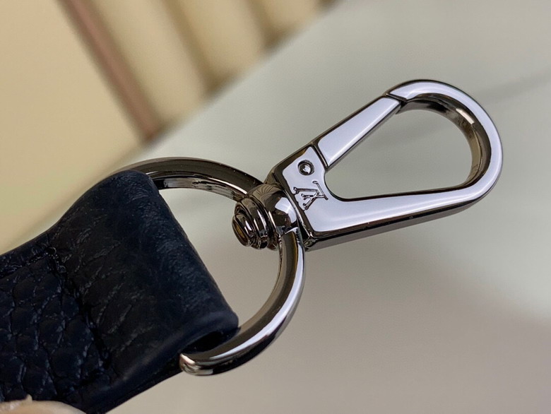 Cap M11964 27x17 3x9cm gf1_4