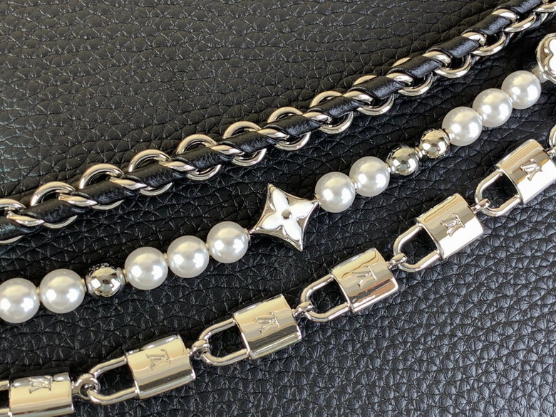 Cap m11908 17 3x9x27cm gf1_6