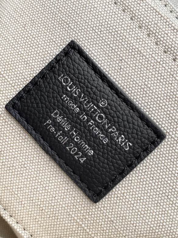 M11516 19X15X7cm WP 8