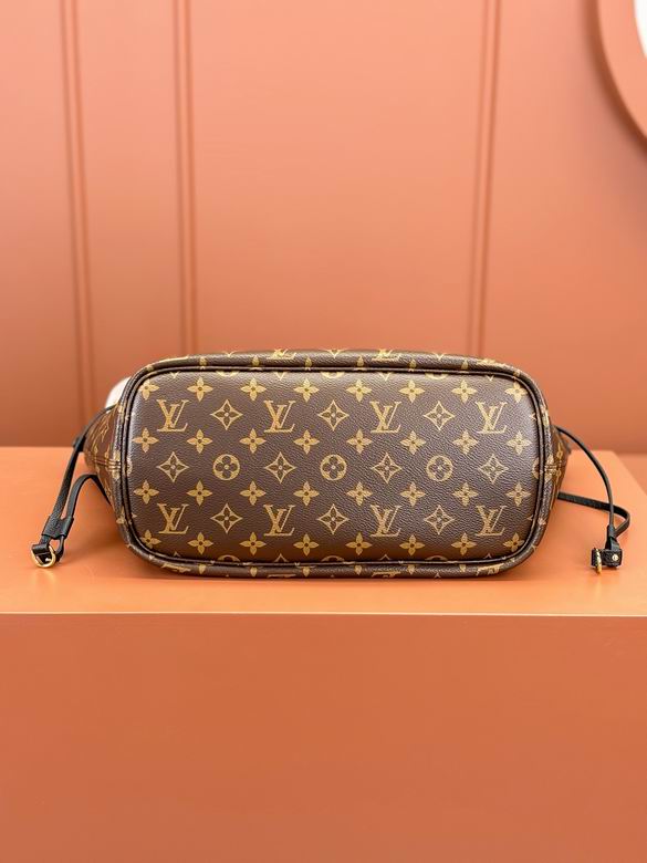 M11946 31X28X14cm YG 8