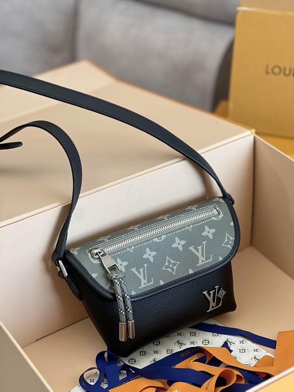 M12618 16X5X22.5cm WP 2