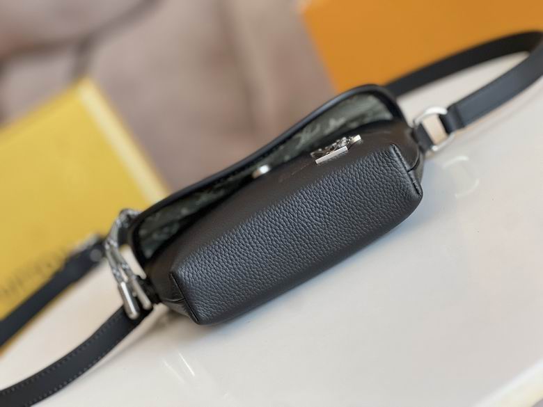 M12618 16X5X22.5cm WP 4