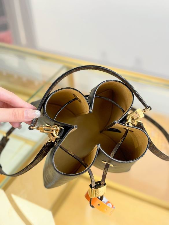 M13843 21X21X16cm YG 5