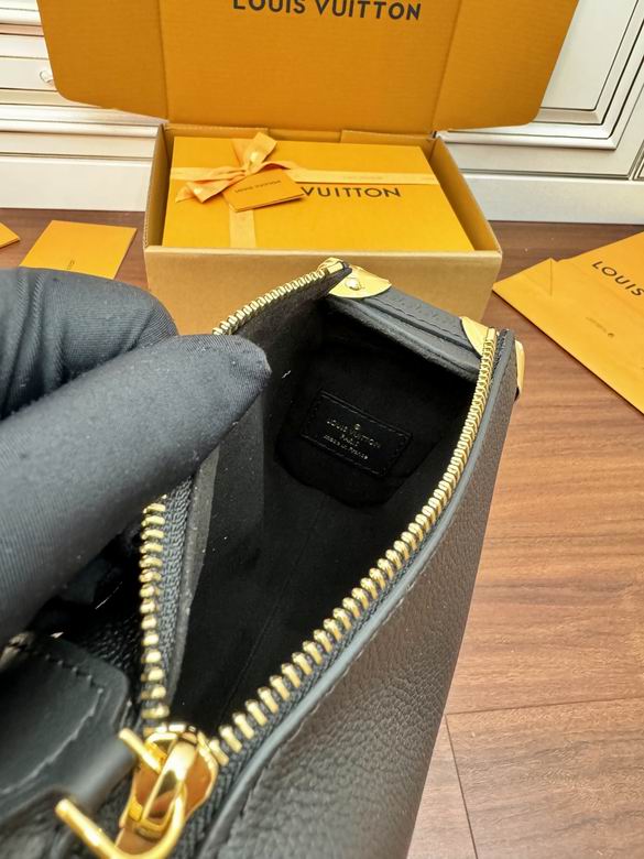 M23817 18X12.5X8cm YG 4