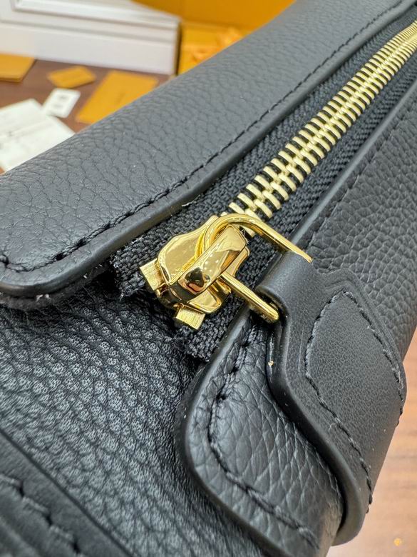 M23817 18X12.5X8cm YG 8