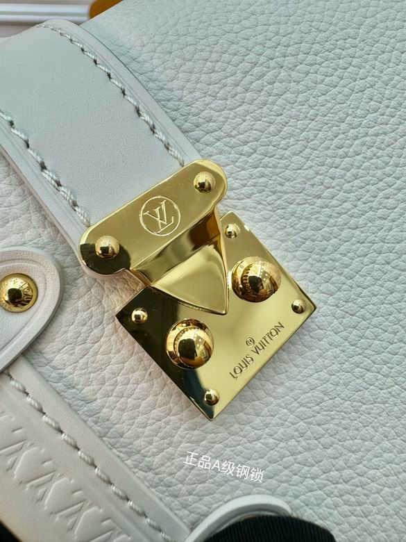 M23915 18X12.5X8cm YG 4