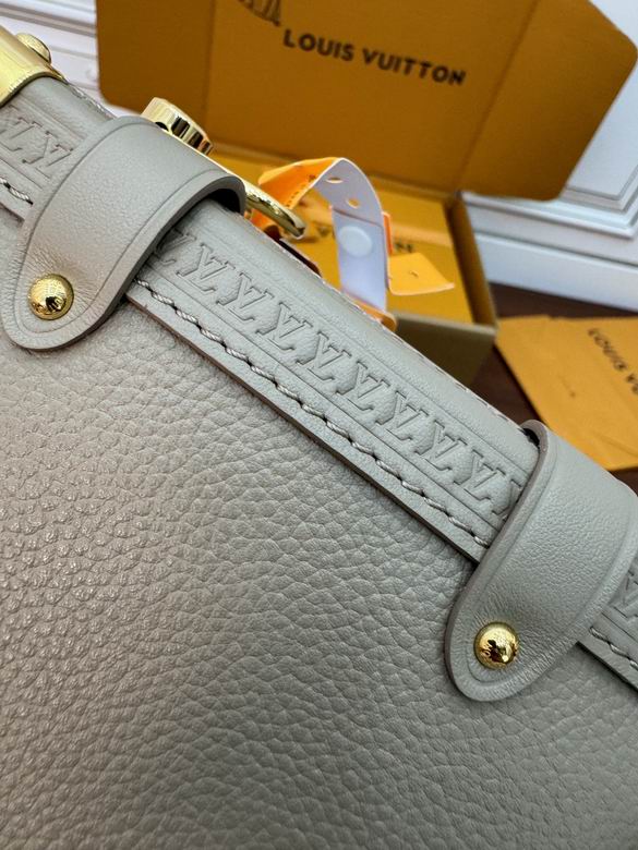 M25072 18X12.5X8cm YG 7