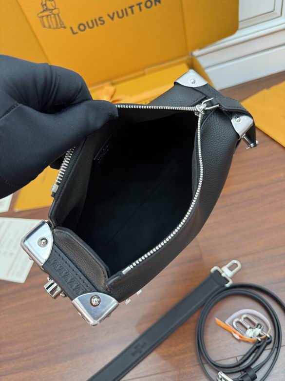 M25160 18X12.5X8cm YG 4