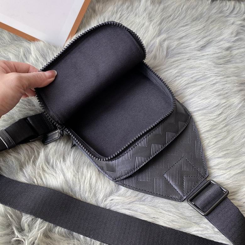 MB131758 13X4X16cm WP 8