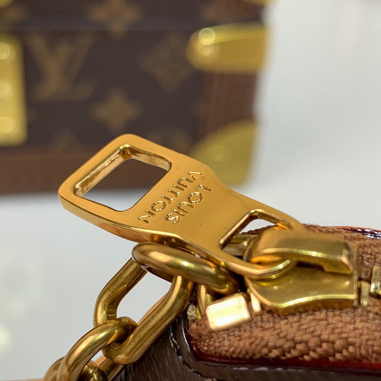 Pharrell Williams m12616 9x05x14 8cm gf_5