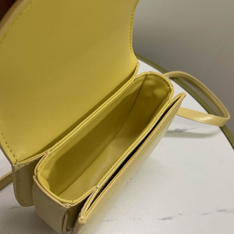 10L063 15.5X11.5X5cm SF 4色 32