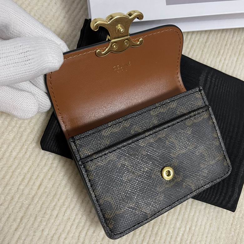 10L582 10.5X7X1cm SF 4