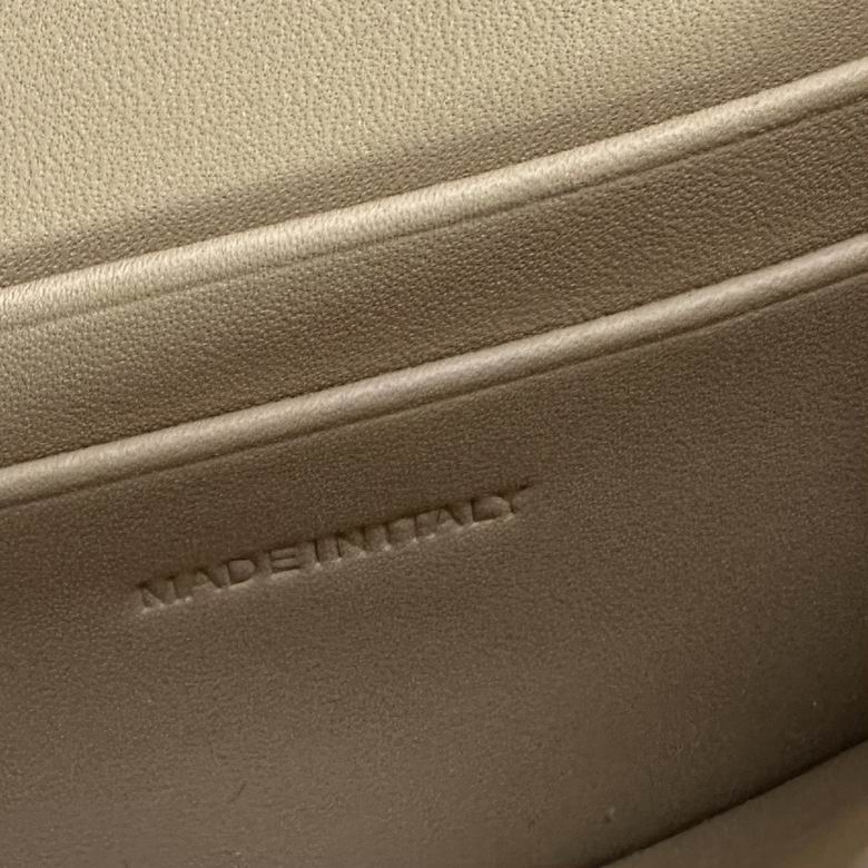 10L583 10.5X7X1cm SF 7色 34