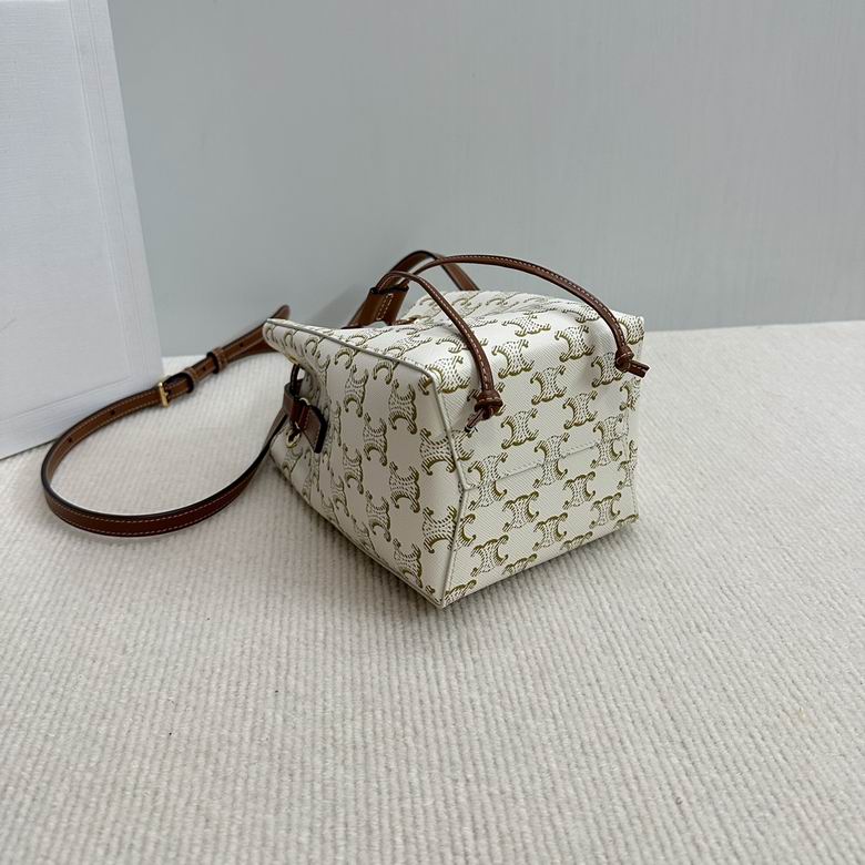 10M742 13.5X17.5X11cm SF 2色 12