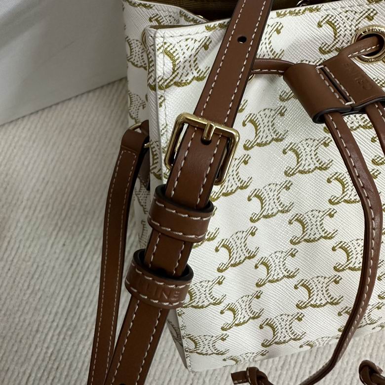 10M742 13.5X17.5X11cm SF 2色 17