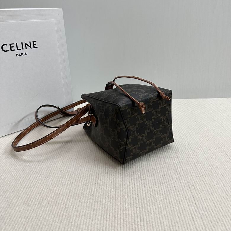 10M742 13.5X17.5X11cm SF 2色 3