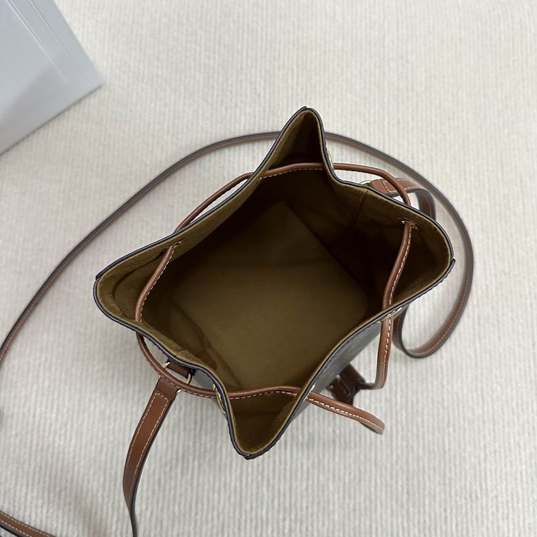 10M742 13.5X17.5X11cm SF 2色 5