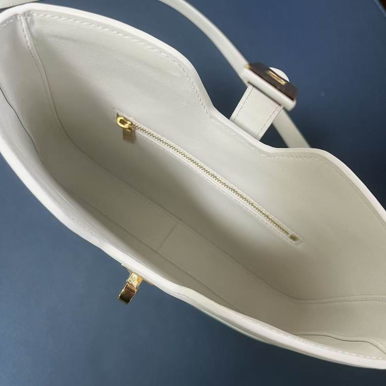 120693 24.5X21.5X5cm YG 3色 26