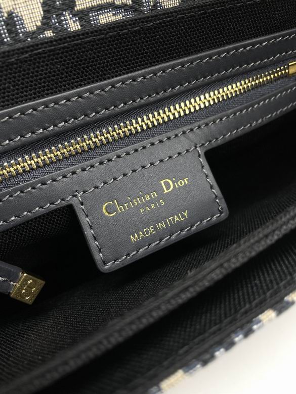 2303 22.5X12.5X6.5cm YG 5色 42