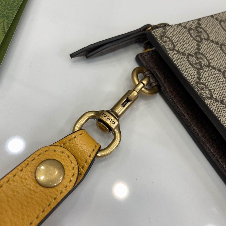 473956 30.5X21X1.5cm YG 6