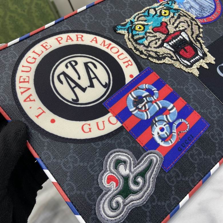 496346 30.5X21X1.5cm YG 4