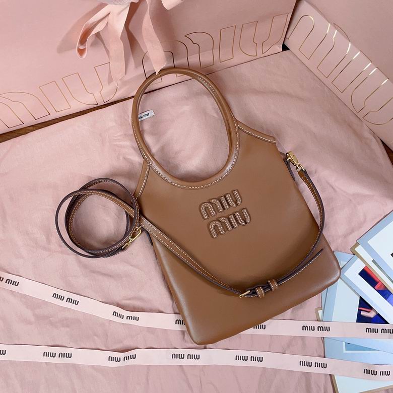 5BA281 20X24cm SF 6色 27