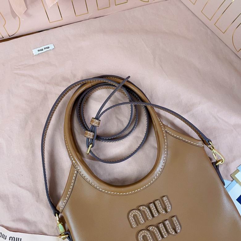 5BA281 20X24cm SF 6色 33