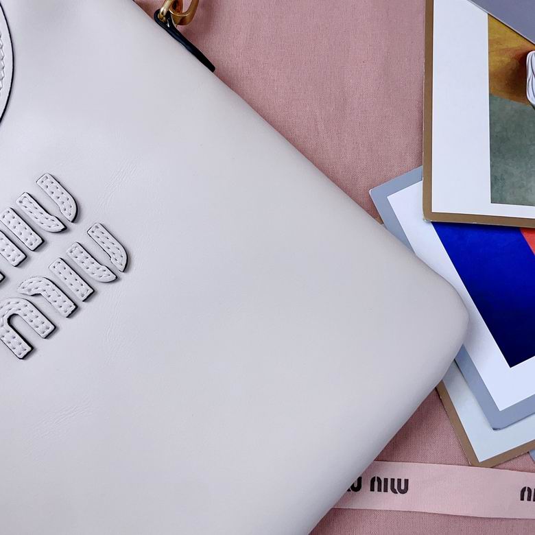 5BA281 20X24cm SF 6色 51