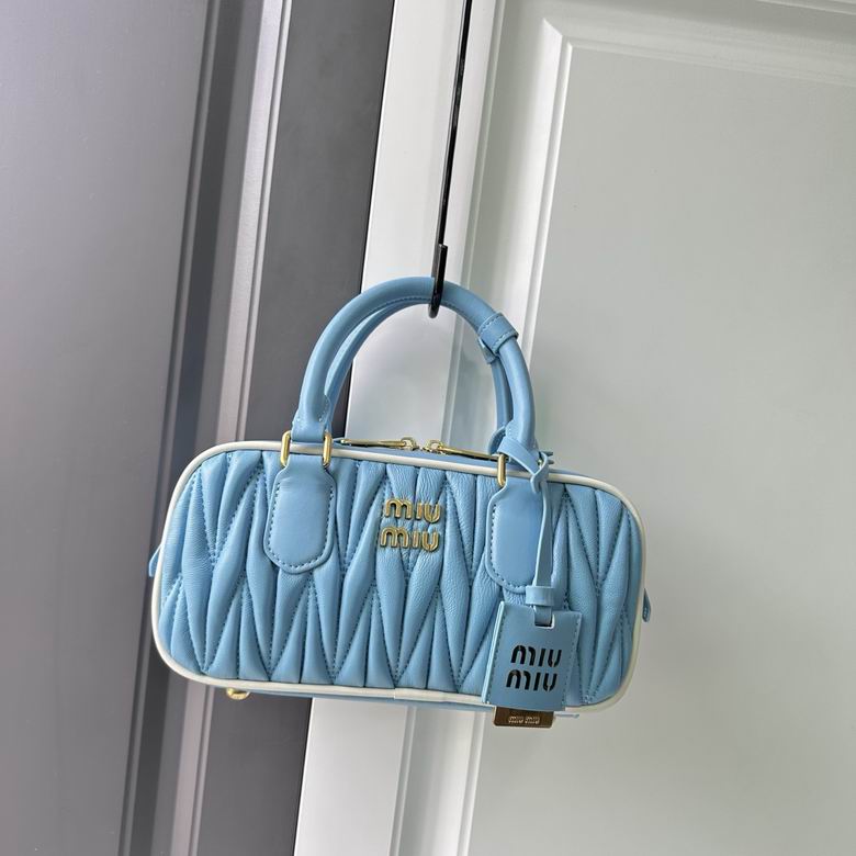 5BB142 22X10.5X7.5cm YG 3色 18