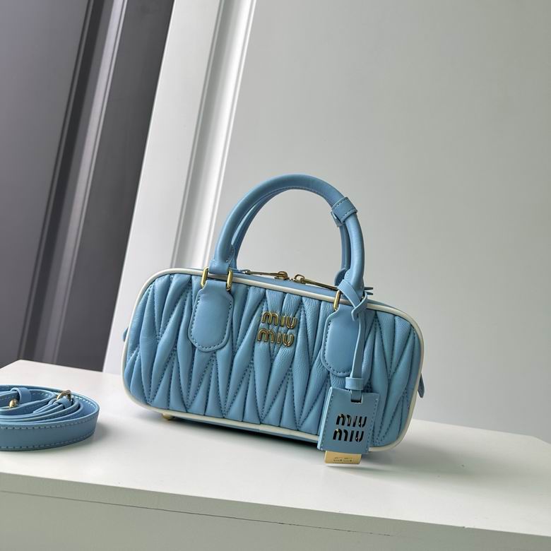 5BB142 22X10.5X7.5cm YG 3色 19