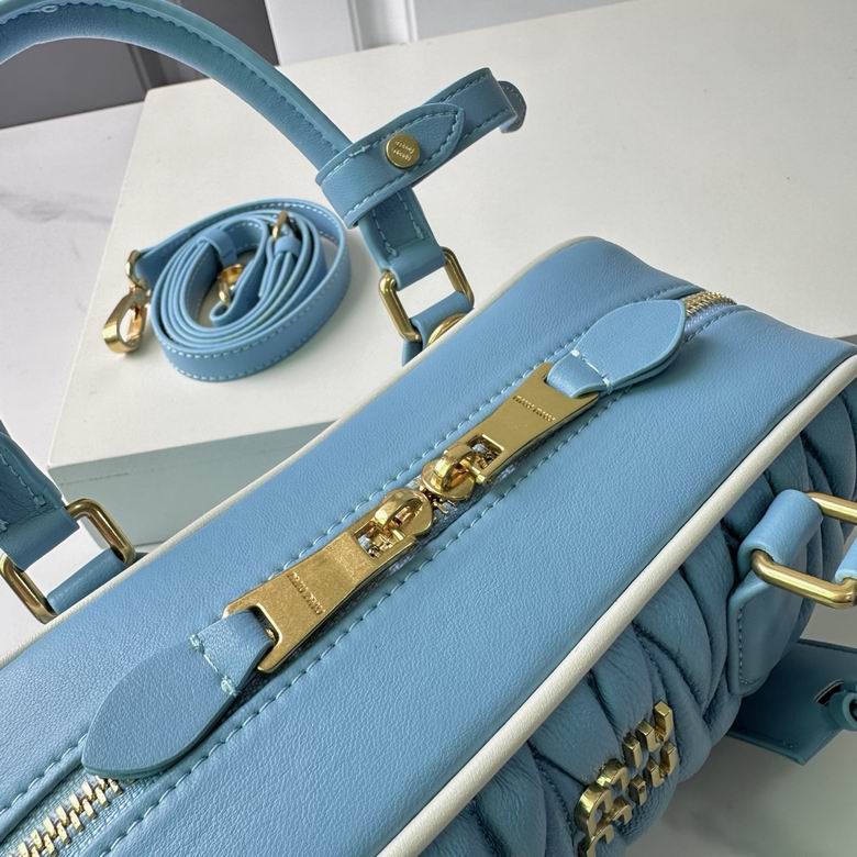 5BB142 22X10.5X7.5cm YG 3色 24