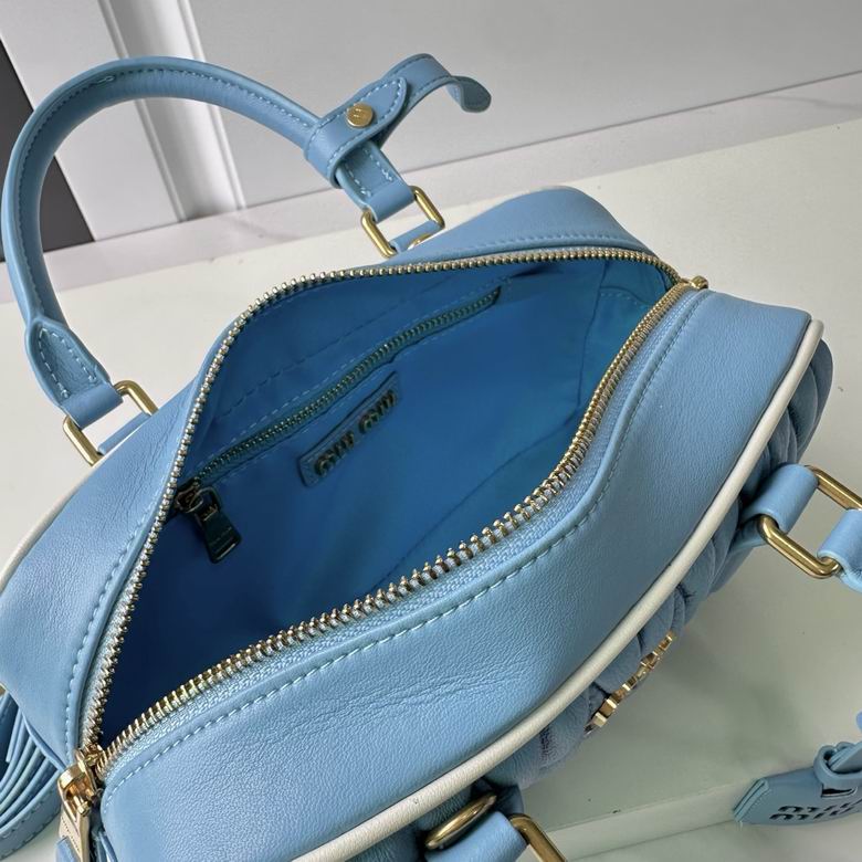 5BB142 22X10.5X7.5cm YG 3色 25