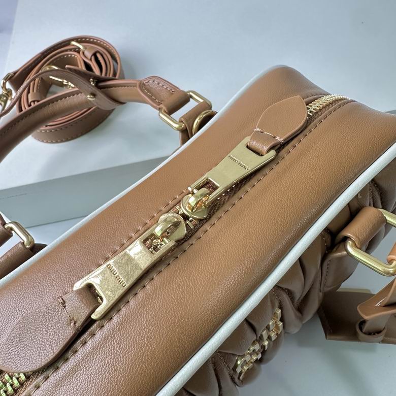 5BB142 22X10.5X7.5cm YG 3色 6