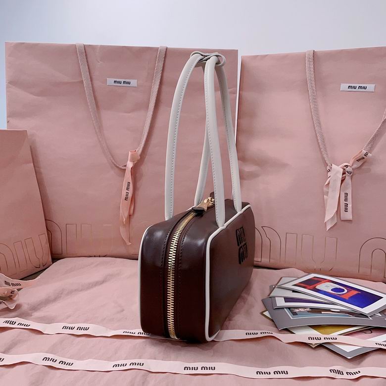 5BB147 28X12X9cm SF 2色 1