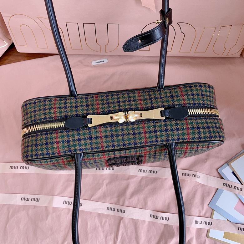 5BB147 28X12X9cm SF 3色 24