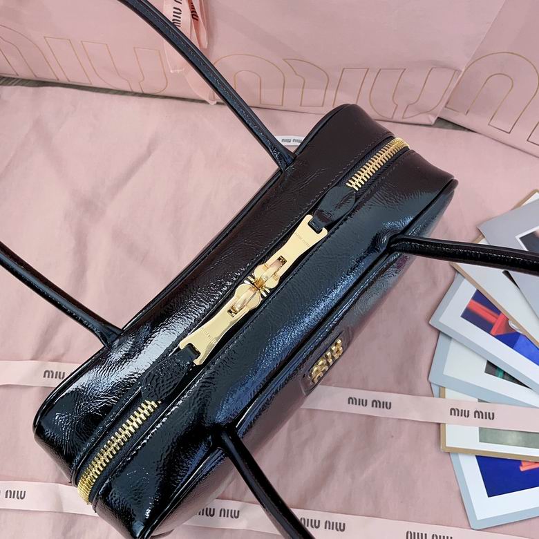 5BB147 28X12X9cm SF 3色 6