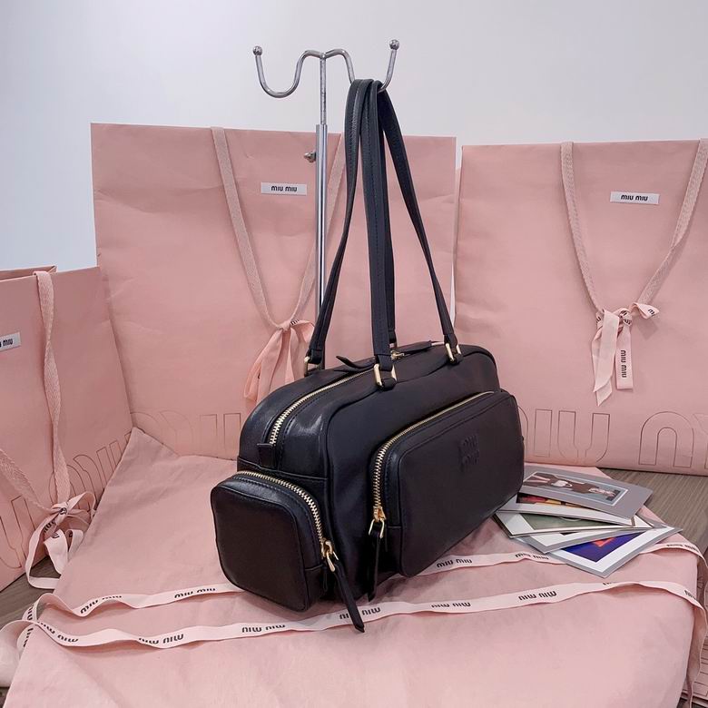 5BB175 32X15.5X11cm SF 2色 1