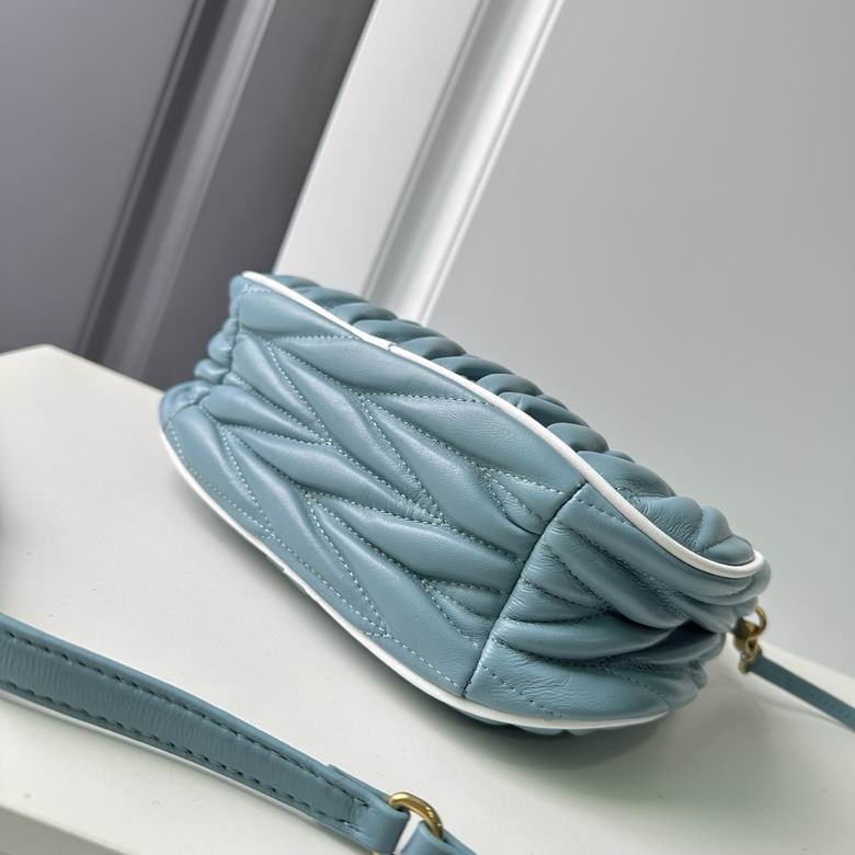 5BC125 23X13X7cm YG 2色 13