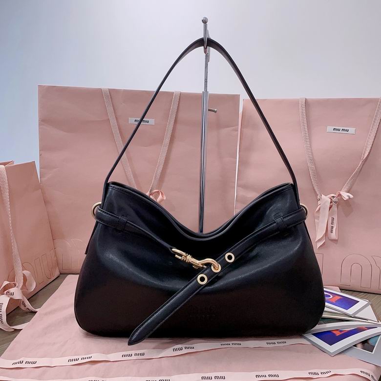 5BC181 40X24X7cm SF 2色 0