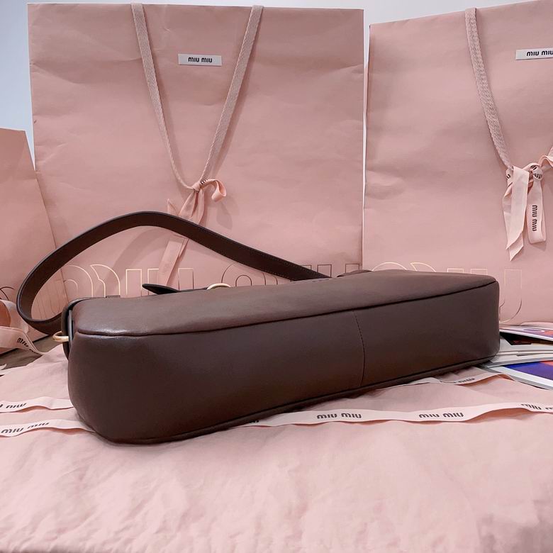 5BC181 40X24X7cm SF 2色 12