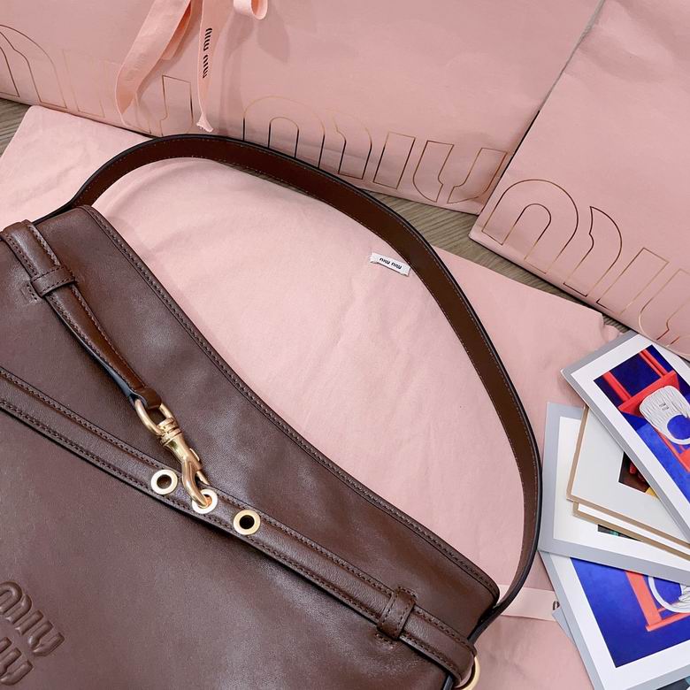 5BC181 40X24X7cm SF 2色 14