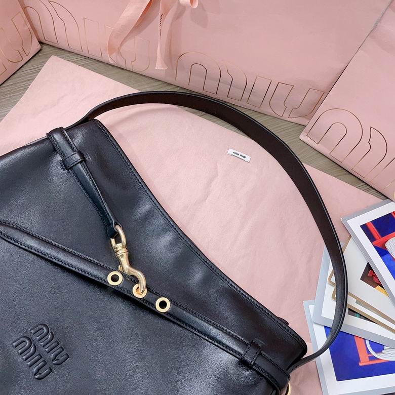 5BC181 40X24X7cm SF 2色 5